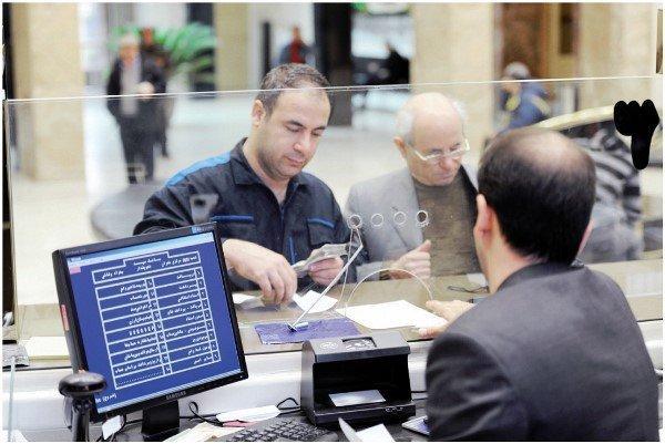 ساعت کار بانک های تهران به روال قبل بازمی گردد ساعت کار بانک های تهران به روال قبل بازمی شود