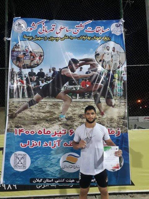 برای اولین بار قم در کشتی ساحلی کشور مدال گرفت برای اولین بار قم در کشتی ساحلی کشور مدال گرفت