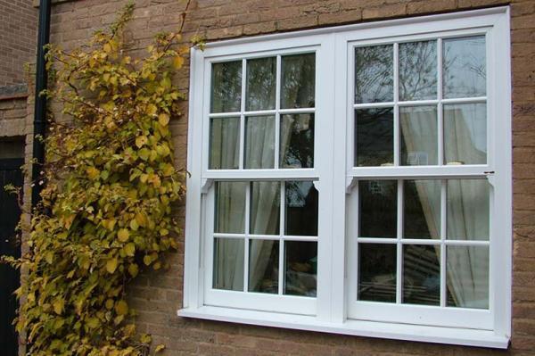 مقاله: پنجره دو جداره upvc چیست؟ (مزایا، معایب، انواع)