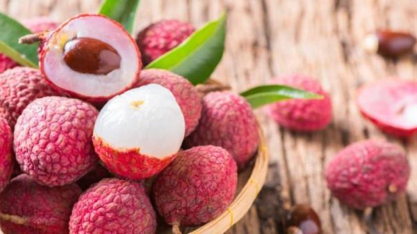 میوه لیچی و فواید آن میوه لیچی و فواید آن