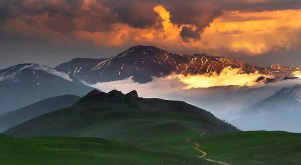 روستای دلیر جاده چالوس؛ بهشتی رویایی در دامنه سبز کوه